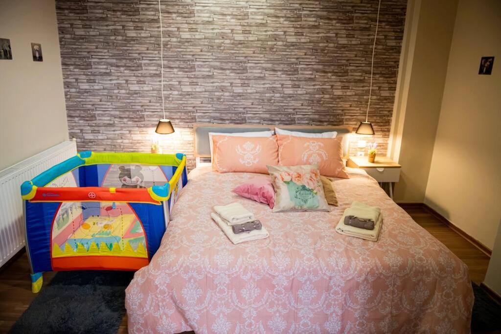 Downtown Comfy Apartment Edessa Exterior foto